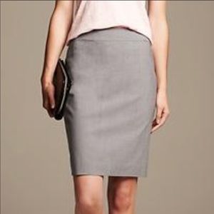 Banana Republic Wool Blend Light Gray Penc…